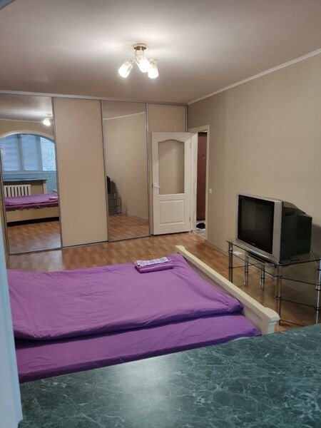Усинск: Flat on str. Molodezhnaya bld. 5 Selena
