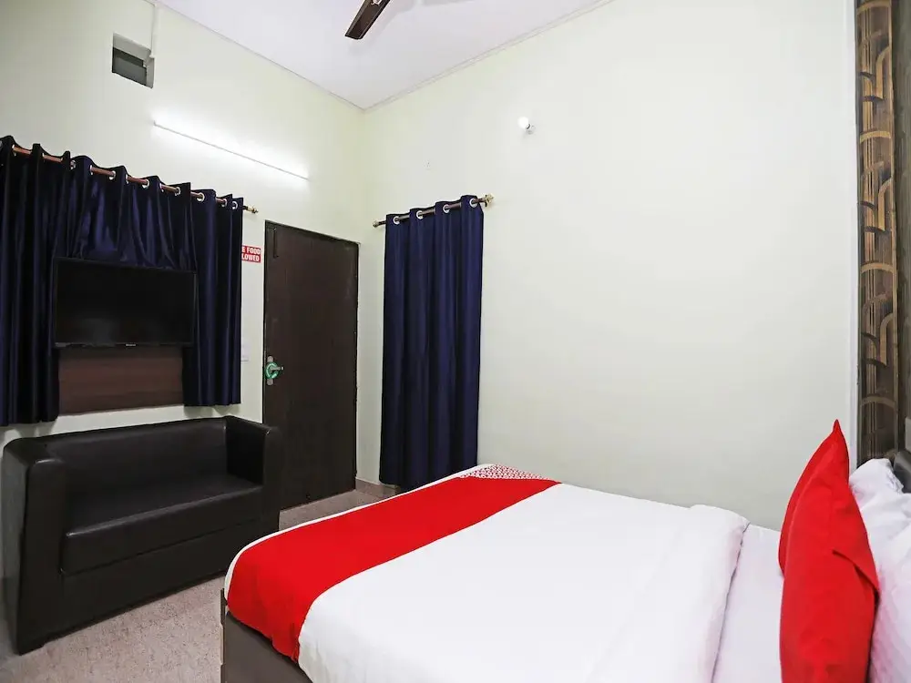 Фаридабад: Country Inn
