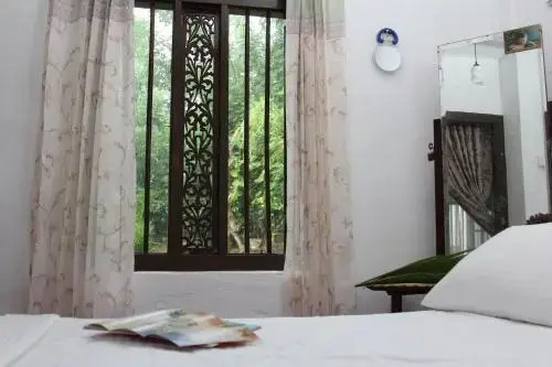 Хиккадува: Rasika Home