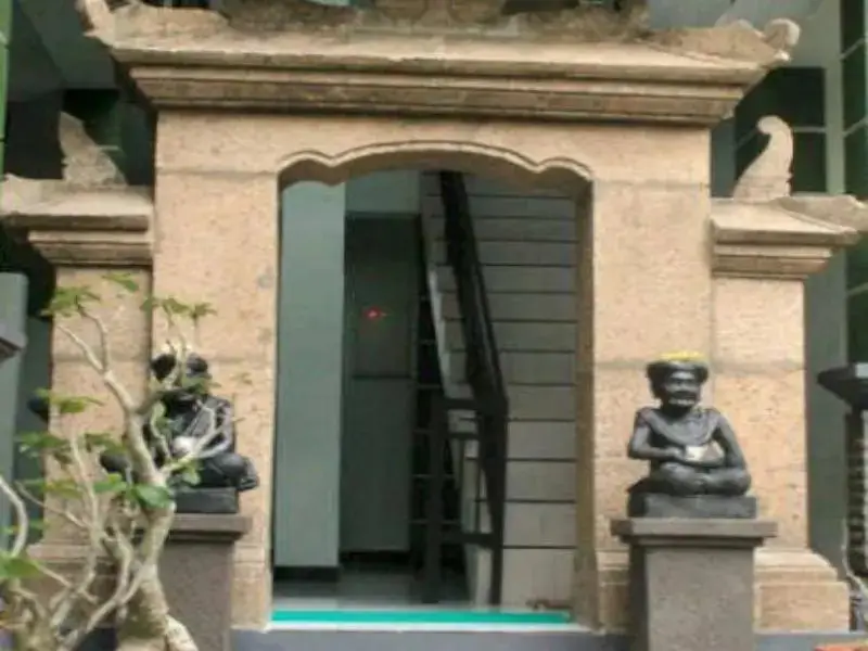 Матарам: Alengka Hotel