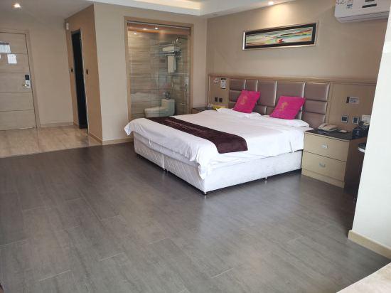 Циндао: Super 8 Hotel Qingdao Jiaozhou Bei Guan