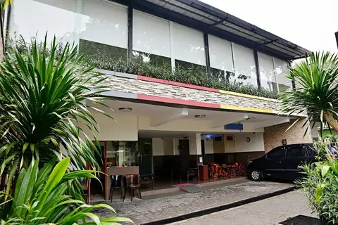 ZenRooms Benhil Pejompongan — фото 1