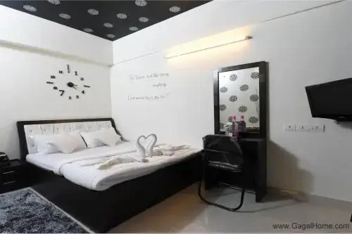 Мумбаи: Corporate Suite- 3 BHK Boriwali East