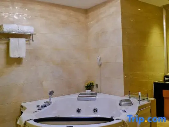 Урумчи: Jiuzhou Grand Hotel (Urumqi Corps Hospital)