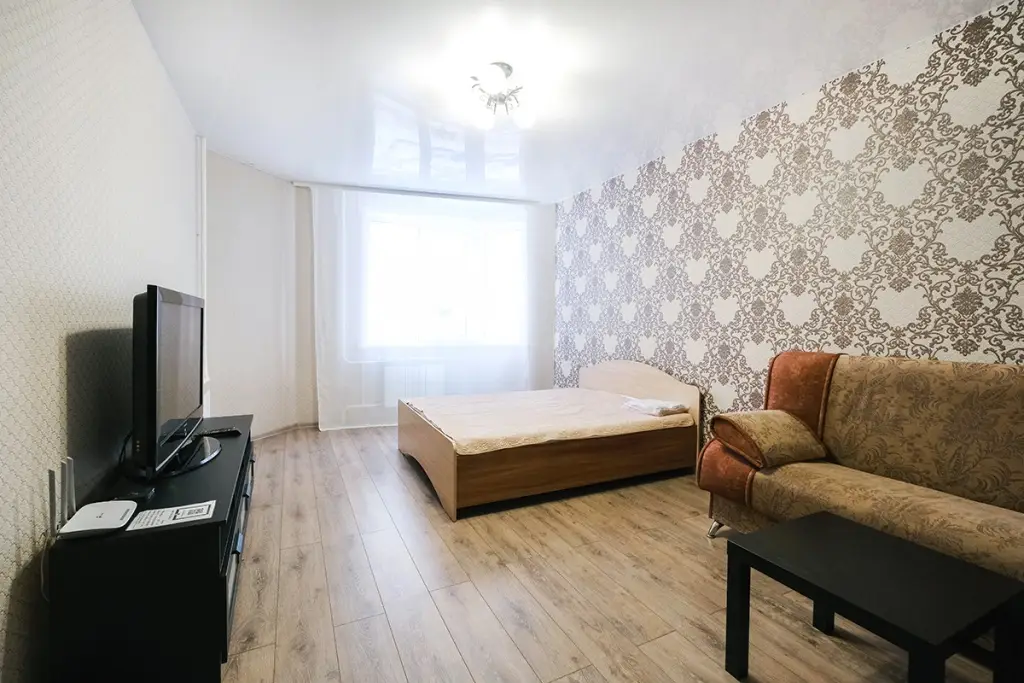 Новосибирск: Kvartira na Nemirovicha, 144/1 Apartments