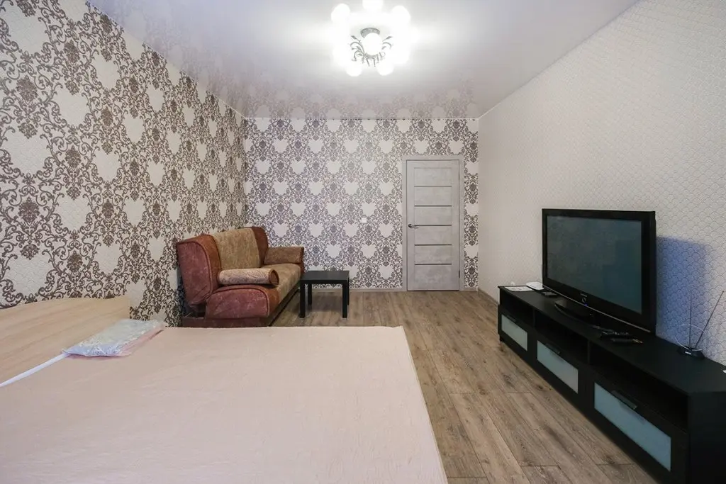 Новосибирск: Kvartira na Nemirovicha, 144/1 Apartments