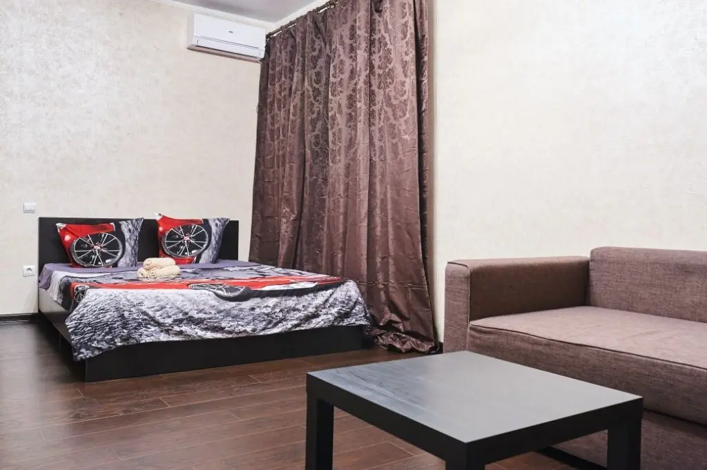 Краснодар: Kvartiryi Na Sutki Apartments