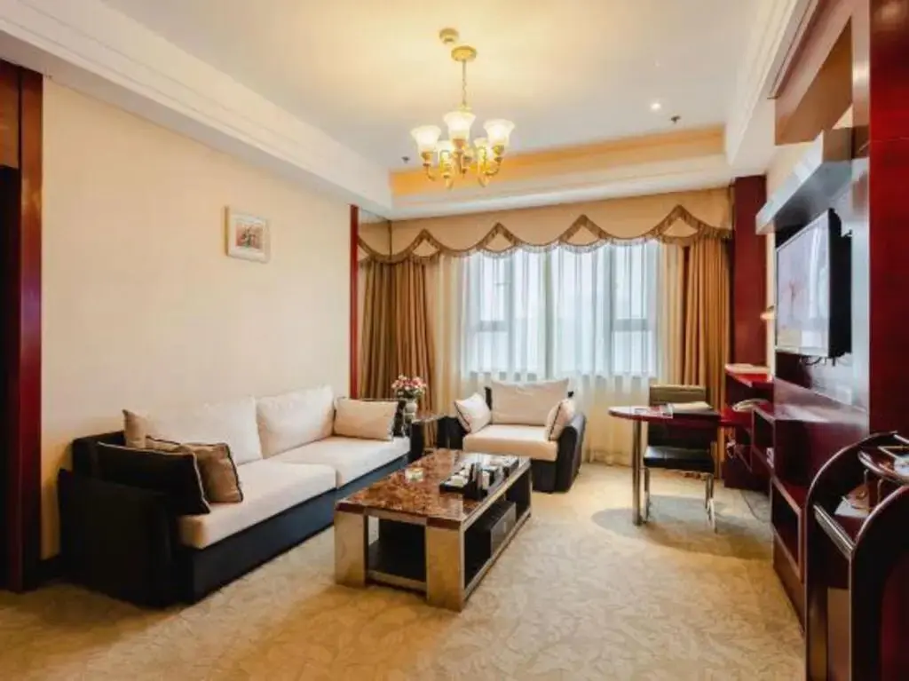 Лешан: Junlai Business Hotel Jiajiang Central Coach Terminal
