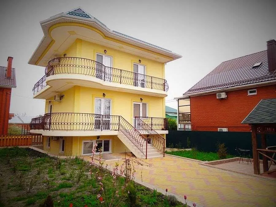 Геленджик: Leonat Guest House