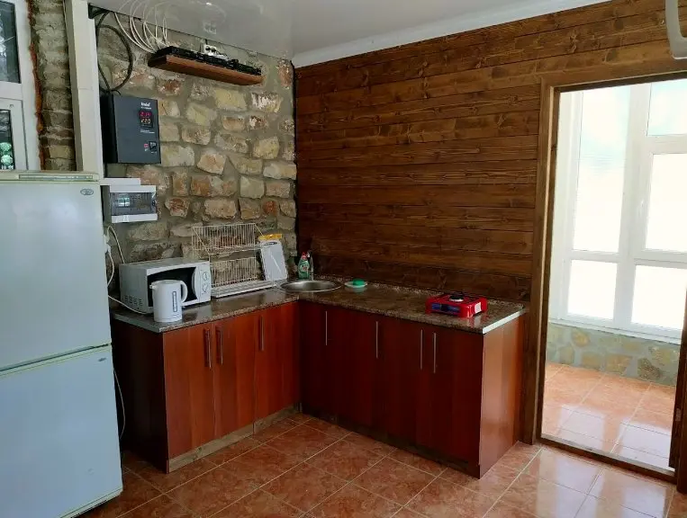 Малый Утриш: Lesnoi Dom Hotel
