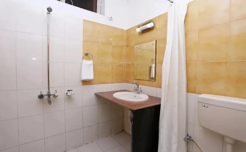 Дехрадун: Hotel Great Value Dehradun