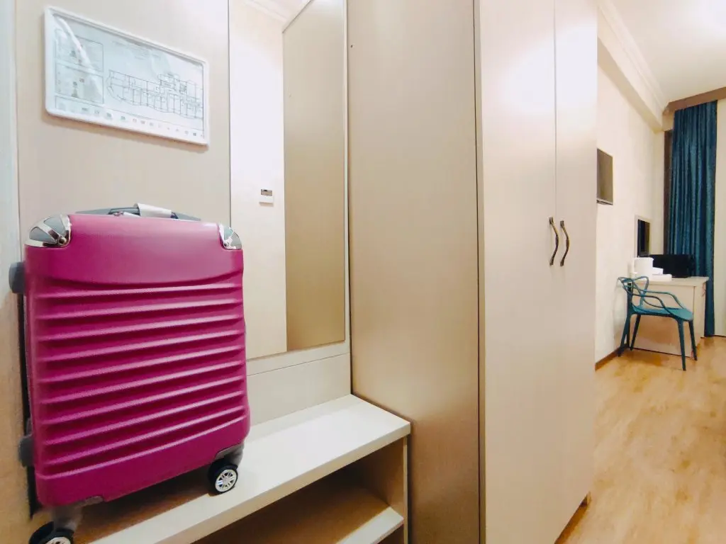 Сочи: Апартаменты Liberty fly hotel room 405