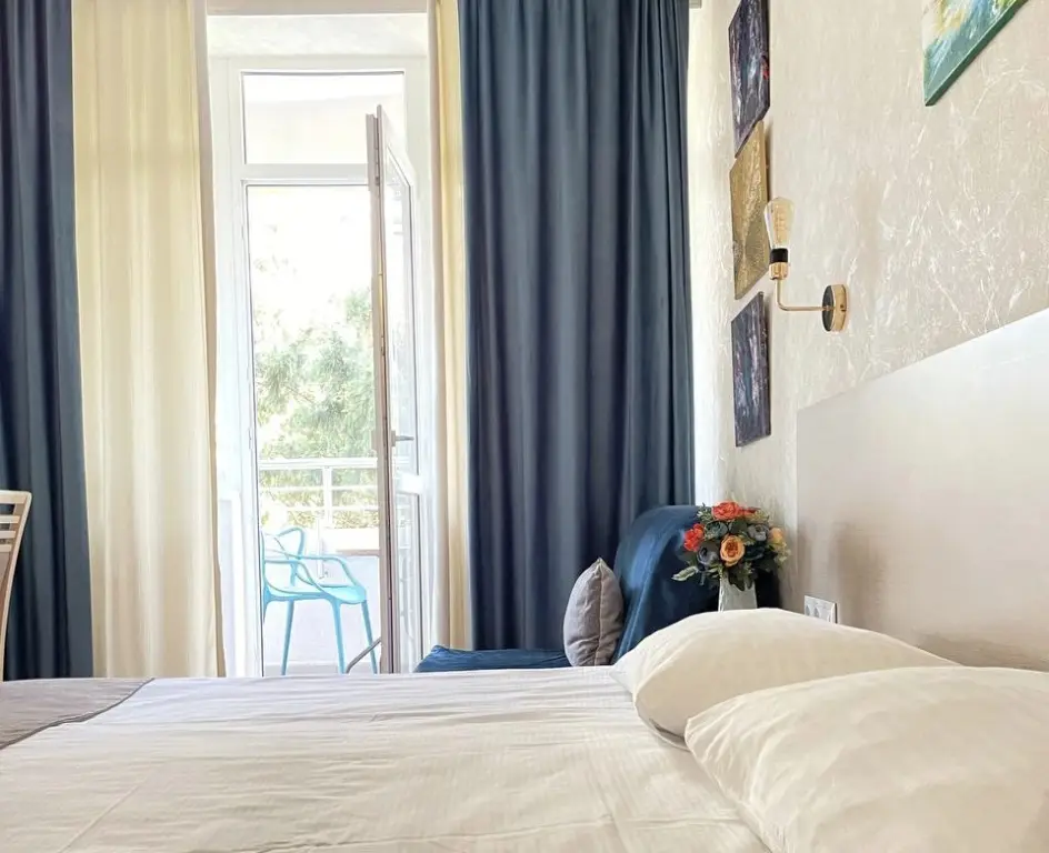 Сочи: Апартаменты Liberty fly hotel room 405