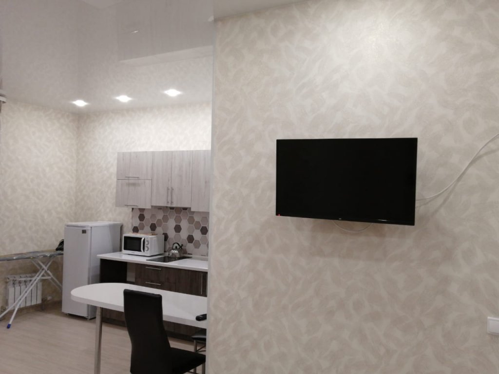 Иркутск: Апартаменты Like Home Красных Мадьяр 14
