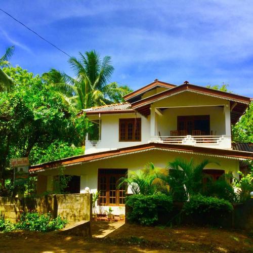 Инамальюва: Sigiriya Sweet Home