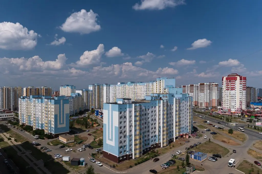 Оренбург: Апартаменты LikeHome на Гаранькина 27