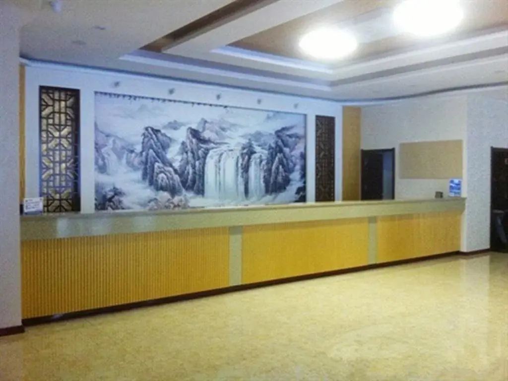 Синьчжоу: Wutaishan Shengjia Express Hotel Wuye Temple
