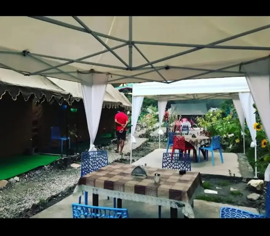 Касоль: Parvati Woods Camps