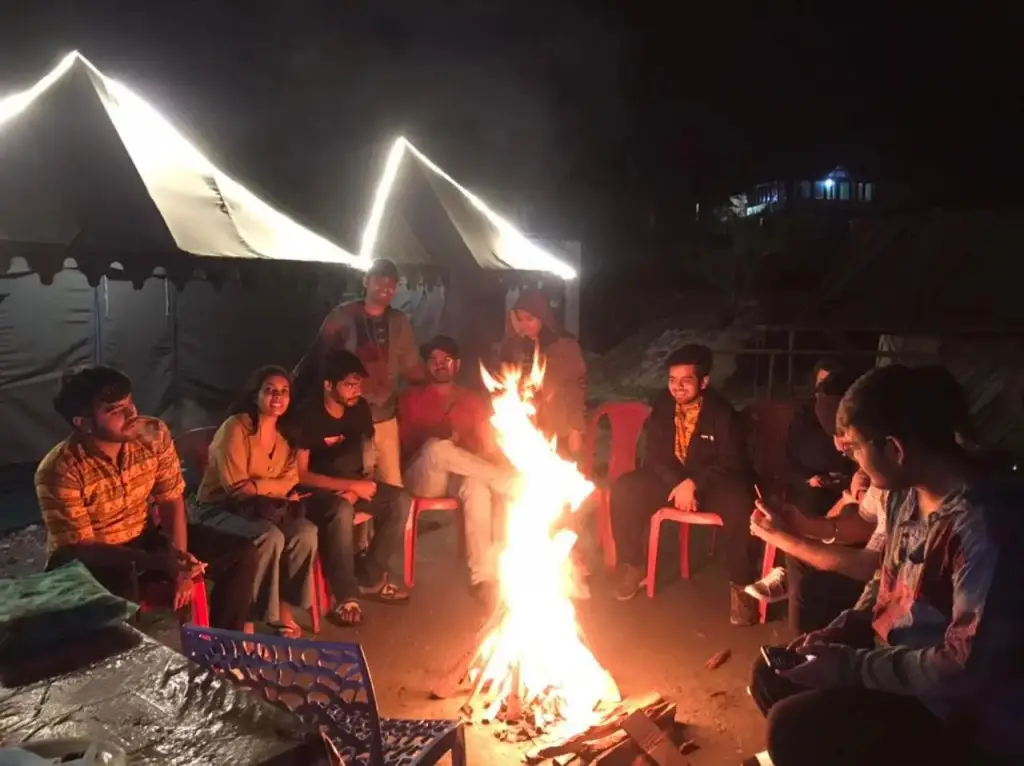Касоль: Parvati Woods Camps