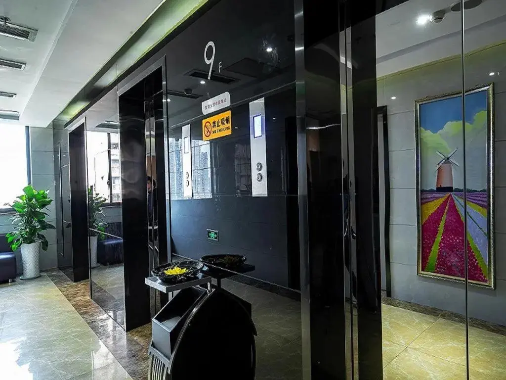 Лешан: Lavande Hotel Leshan High Speed Railway Station