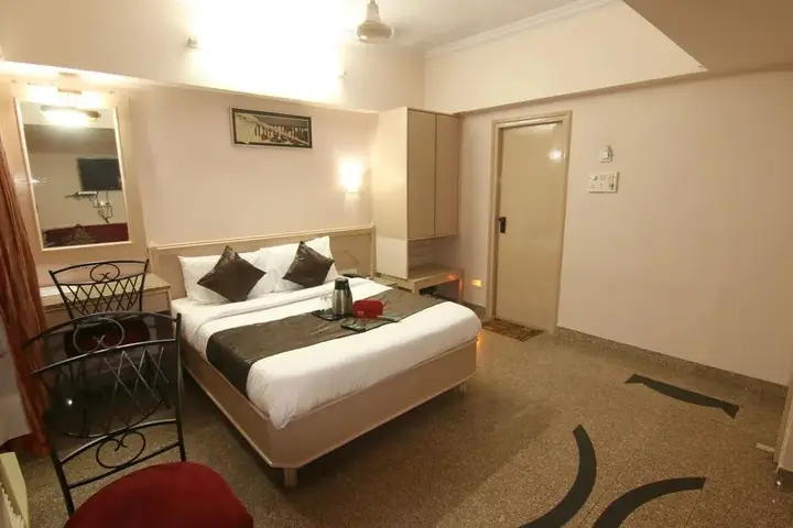Мумбаи: OYO Rooms Goregaon East Station