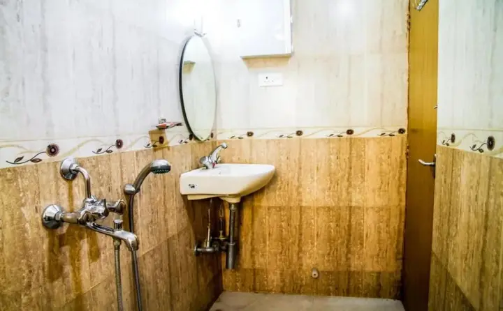 Колката: ZO Rooms Gol Park