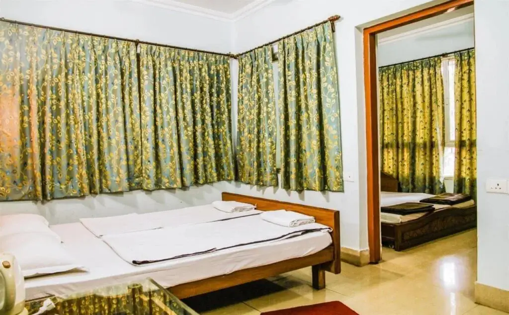 Колката: ZO Rooms Gol Park