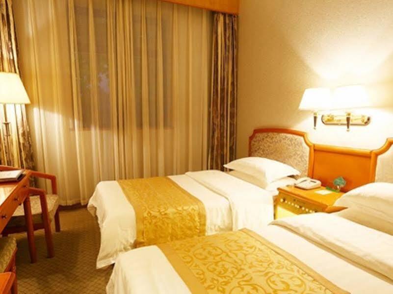 Пекин: Chang An East Hotel