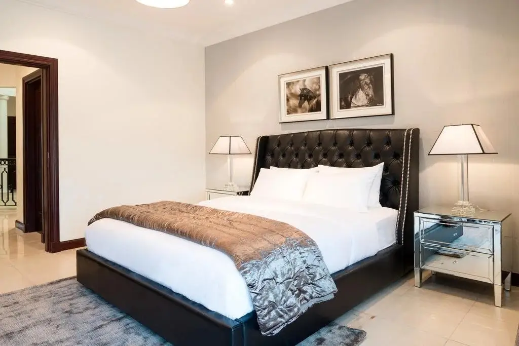 Дубай: Palm Jumeirah - 4 Br Villa Private Beach - Kph 37938