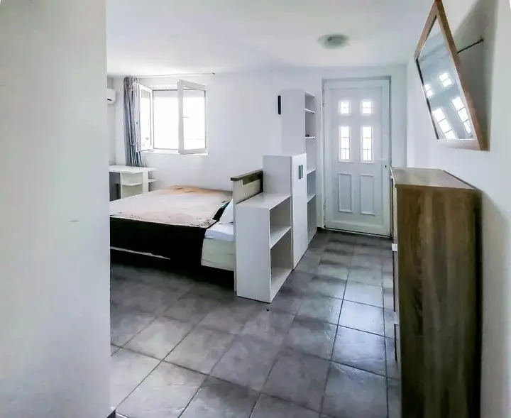 Тиват: Jelka Apartments