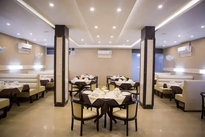 Ghasera: Hotel D Blossom