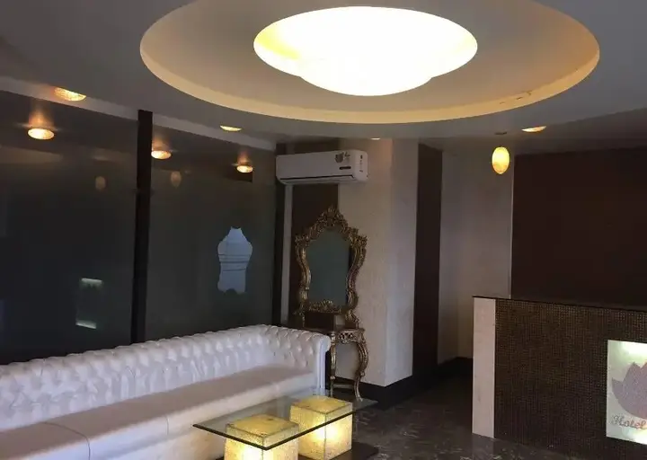 Ghasera: Hotel D Blossom