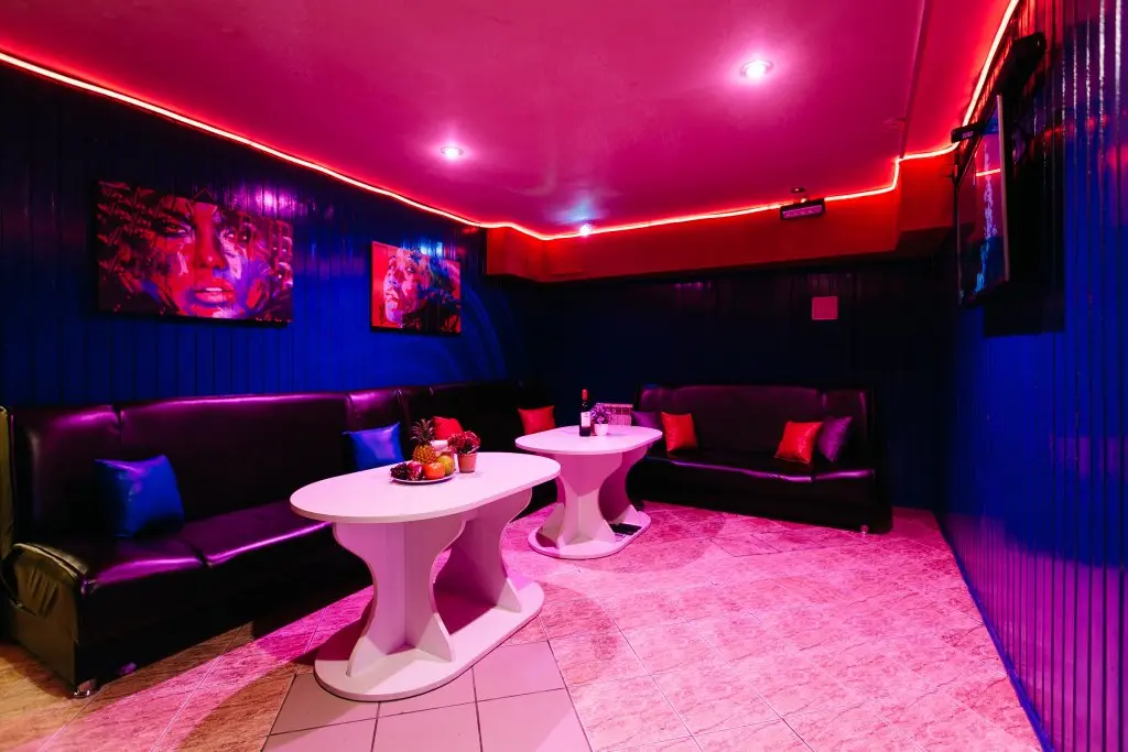 Новосибирск: Апартаменты Loft Aqua Party