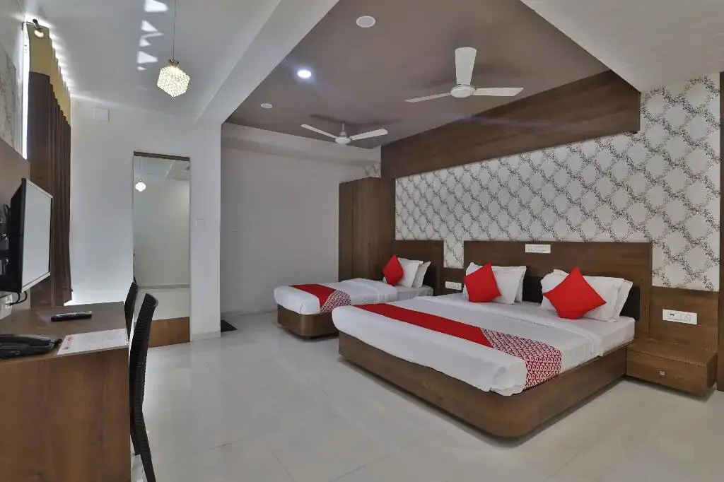 Сомнатх: Hotel Morryz