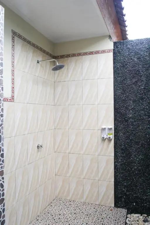Лембонган-Айленд: The Sandat Guest House