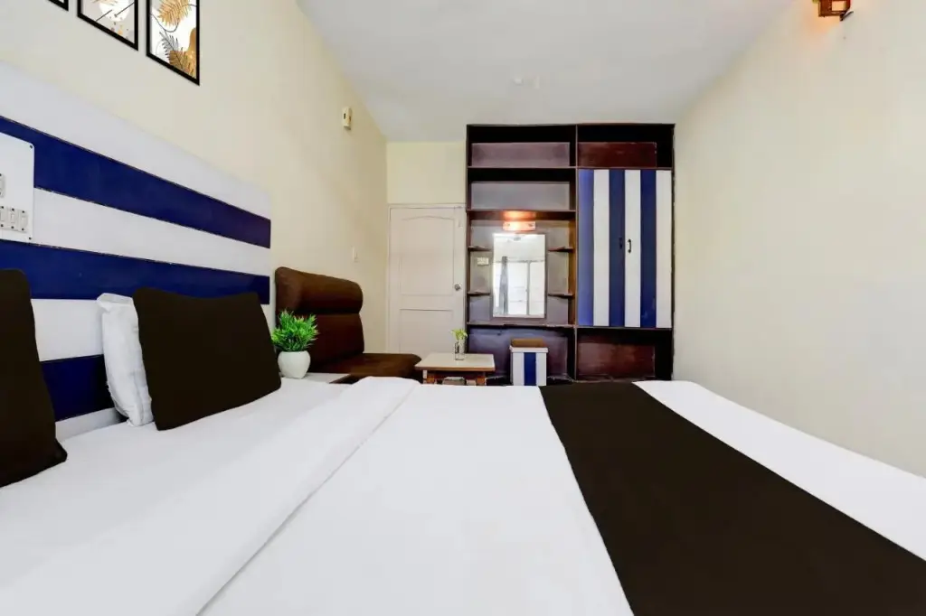 Гвалиор: Hotel Banajra