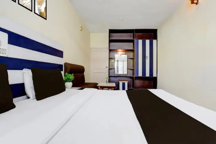 Гвалиор: Hotel Banajra