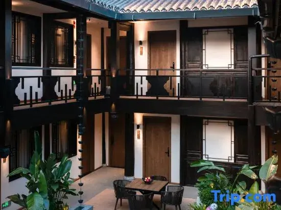 Лицзян: Liuru Retreat | A Part of the Old Town's Soul