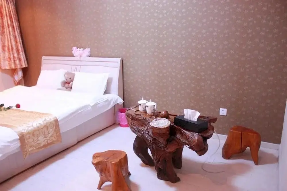 Далянь: Express Inn