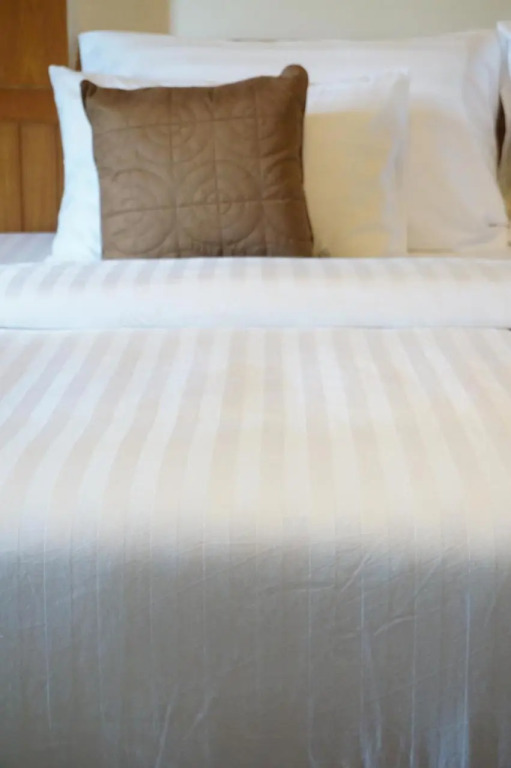 Супханбури: The Country Lake View Hotel