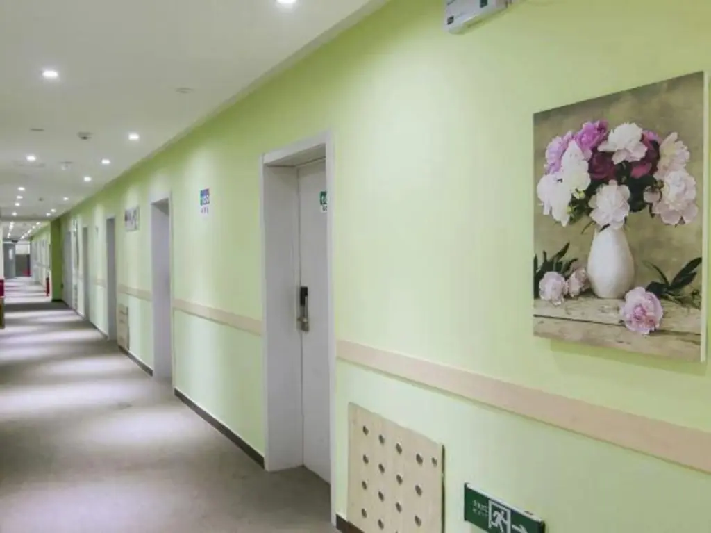Тяньцзинь: 100 Inn Tianjin Binhai New Zone Dagang