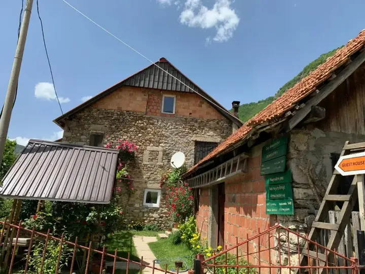 Андриевица: Old House