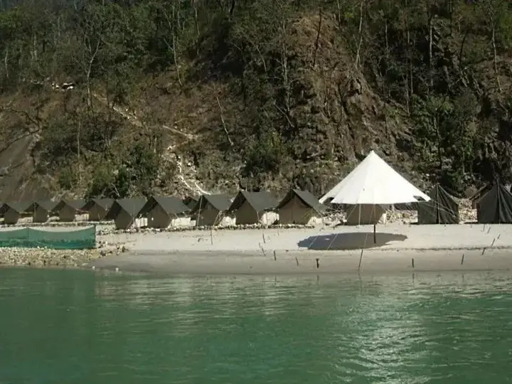 Бьясы: Alaknanda River Adventure Camp