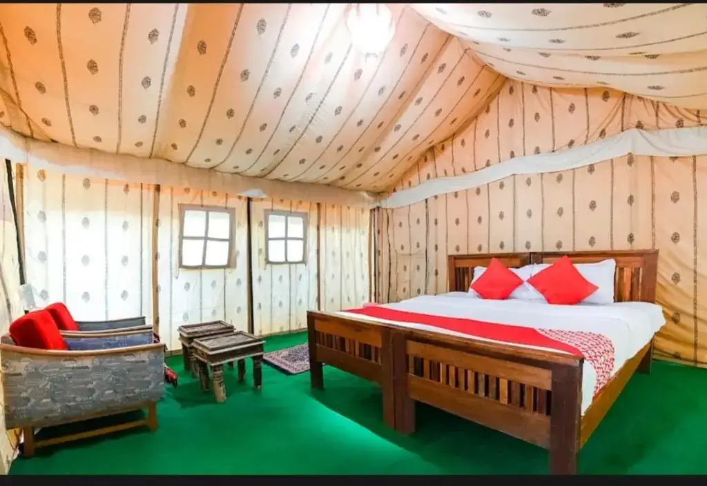 Джайсалмер: Hitesh Desert Safari Khuri
