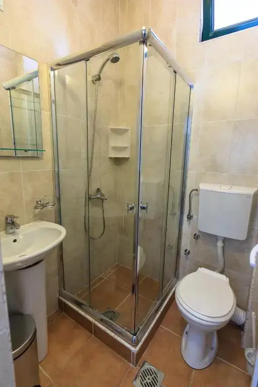 Бар: Hotel ADRIANA