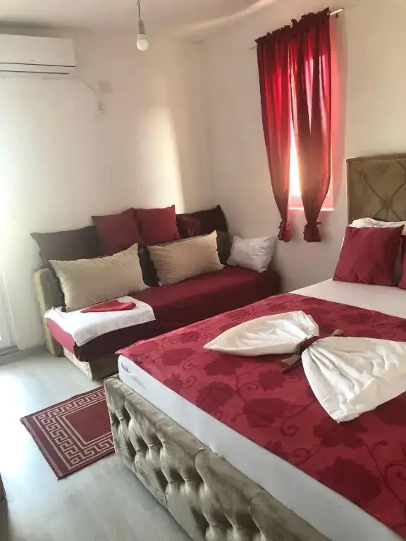 Ульцинь: Apartments Daris