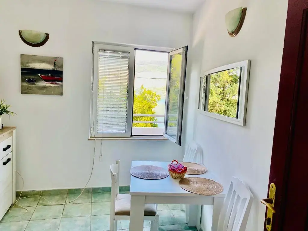 Херцег-Нови: Apartmani Ilić