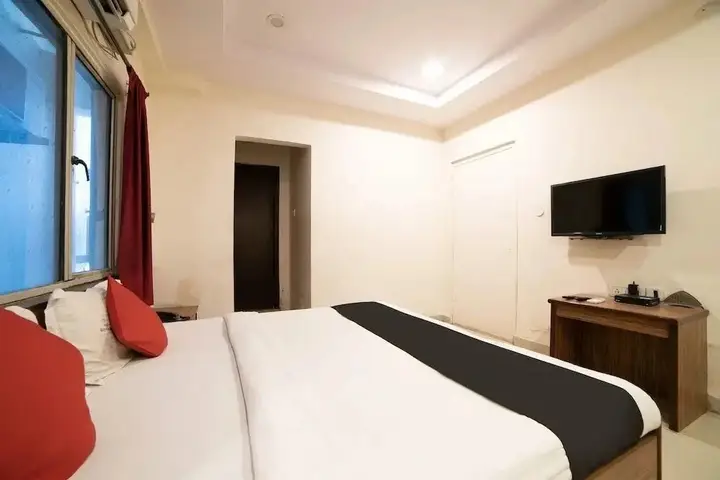 Хидерабад: Hotel Riya Grand by OYO Rooms