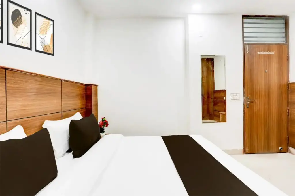 Cyber City Suites — фото 1