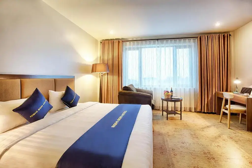 Ксом Дуа: Giang Son Hotel